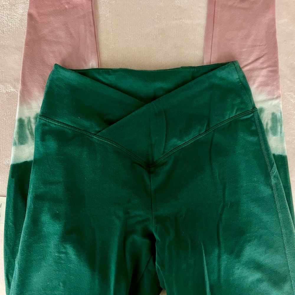 Victoria’s Secret “PINK” COTTON HIGH WAIST V CROSSOVER LEGGING.  Size Medium